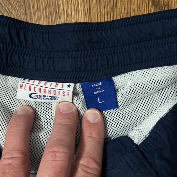 Genuine mlb merchandise. Good condition. - Picture 2 of 2